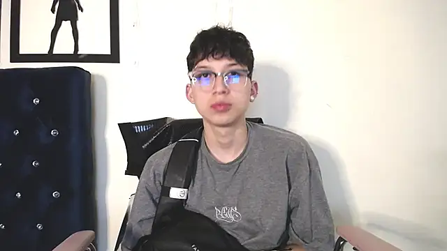  Thomas hot  online show from 10-29-25, 01:15