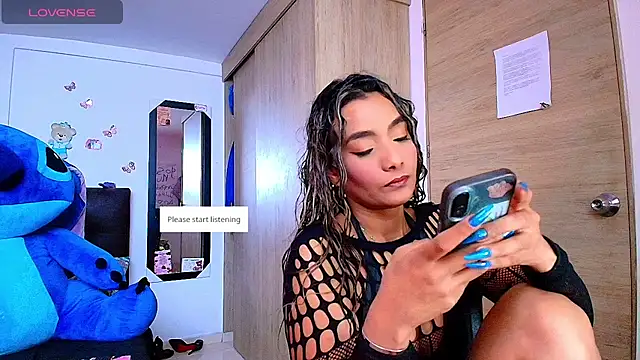 megan collins96 online show from 06-21-26, 10:37