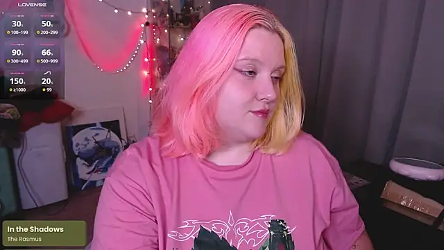 lissamuff online show from 10-08-25, 04:19