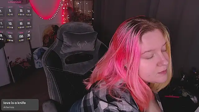 lissamuff online show from 02-13-26, 03:45