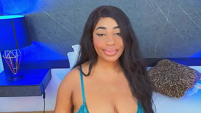 Snapshot of charlottebrowns_ chatting on 03-06-25, 03:35 charlottebrowns online show from 03-06-25, 03:35