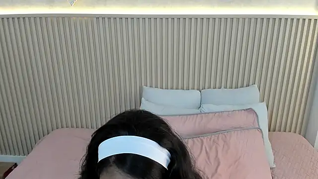 charlottebrowns  online show from 03-28-26, 12:06