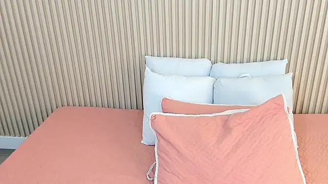 charlottebrowns  online show from 03-19-26, 12:16