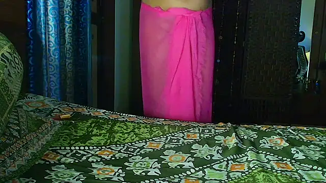Snapshot of Hotty__Baby chatting on 09-14-25, 04:18 Hotty  Baby online show from 09-14-25, 04:18