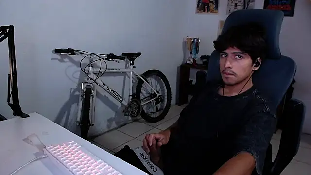 Thieves9 online show from 10-28-25, 05:56