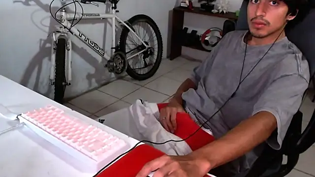 Thieves9 online show from 09-18-25, 04:04