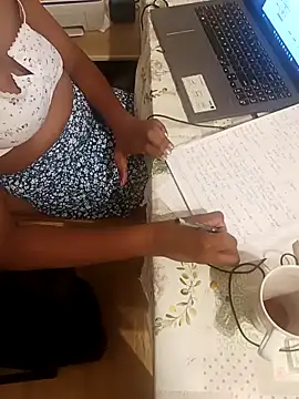 maleesa online show from 03-06-26, 06:47