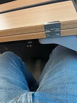 maleesa online show from 03-28-26, 04:08