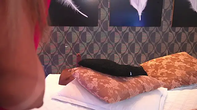 SharomRoss online show from 11-12-25, 03:49