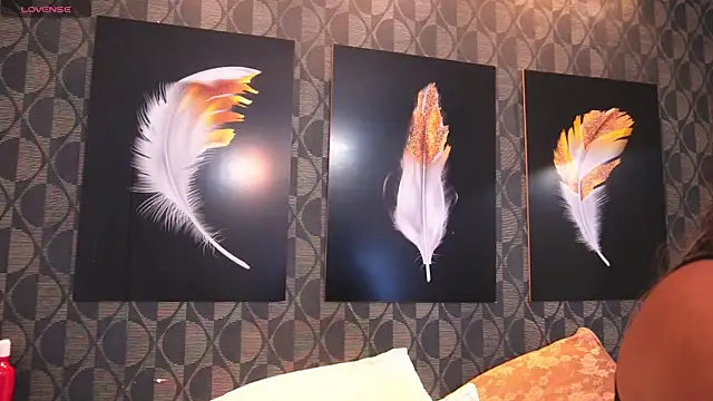 SharomRoss online show from 09-15-25, 01:00