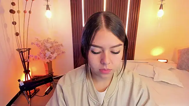 ArianaBaker online show from 04-29-26, 12:53