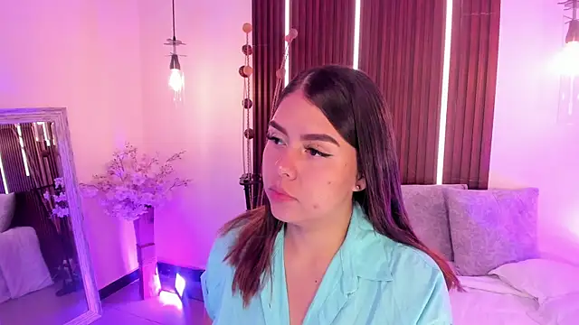 ArianaBaker online show from 04-15-26, 01:59