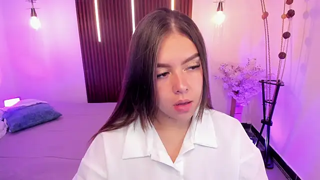ArianaBaker online show from 05-08-26, 01:15