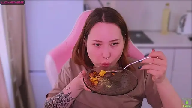 Airyhill online show from 04-14-26, 11:04