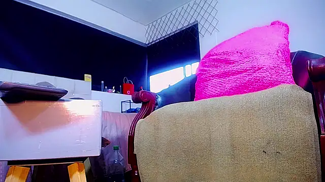 bellatrixx 69 online show from 12-16-25, 11:36