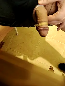 Snapshot of ChokeIce chatting on 01-14-26, 09:46 ChokeIce online show from 01-14-26, 09:46