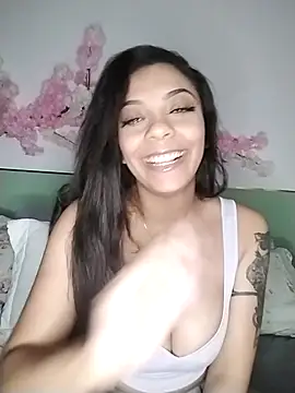 Srta Diana online show from 10-31-25, 04:36