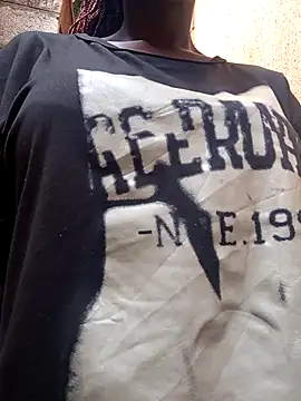 Swirly blac online show from 02-26-26, 06:46