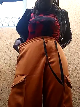 Swirly blac online show from 12-21-25, 07:10