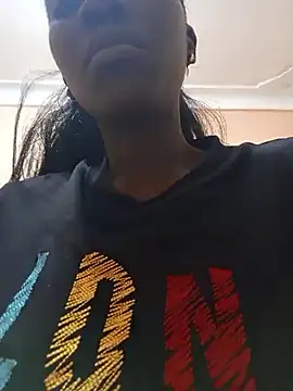 Swirly blac online show from 04-26-26, 08:33