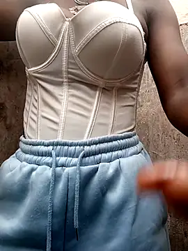 Swirly blac online show from 05-10-26, 05:55