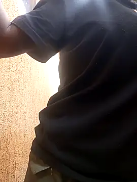 Swirly blac online show from 02-19-26, 06:54