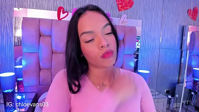 Chloe evans   online show from 09-24-25, 11:39