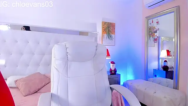 Chloe evans   online show from 12-15-25, 11:38