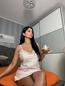  adelle online show from 06-21-26, 05:24