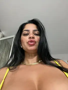  adelle online show from 07-17-26, 04:43