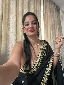 Snapshot of _adelle chatting on 01-17-26, 12:09 adelle online show from 01-17-26, 12:09