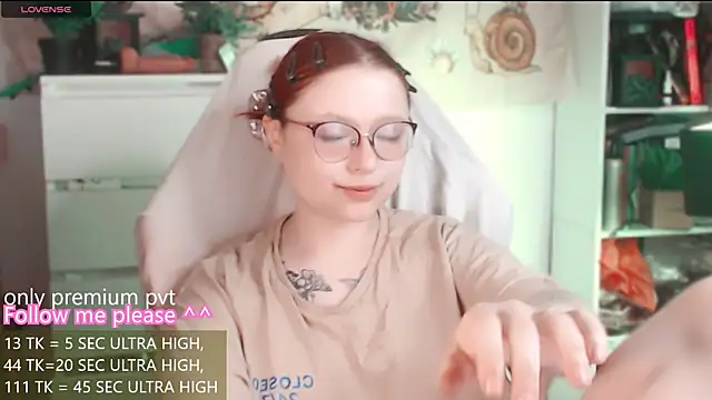 me  hanna online show from 04-05-26, 02:51