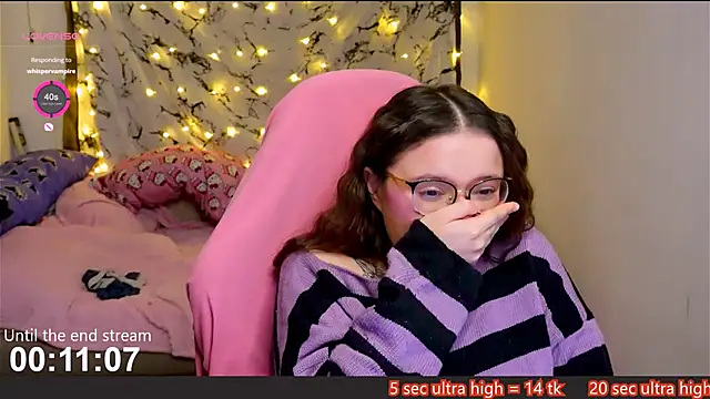 Snapshot of me__hanna chatting on 01-24-25, 02:39 me hanna online show from 01-24-25, 02:39