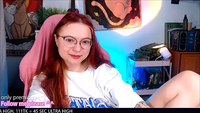 Snapshot of me__hanna chatting on 09-16-25, 12:55 me hanna online show from 09-16-25, 12:55