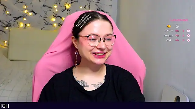 Snapshot of me__hanna chatting on 03-03-25, 11:56 me hanna online show from 03-03-25, 11:56