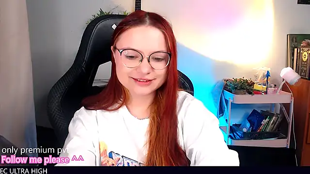 Snapshot of me__hanna chatting on 10-02-25, 10:35 me hanna online show from 10-02-25, 10:35