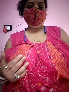 Snapshot of Kayra_34 chatting on 04-23-26, 04:08 Kayra 34 online show from 04-23-26, 04:08