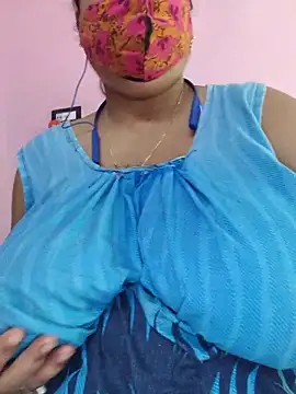 Snapshot of Kayra_34 chatting on 06-10-26, 04:03 Kayra 34 online show from 06-10-26, 04:03