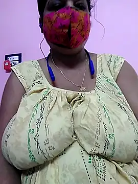 Snapshot of Kayra_34 chatting on 10-10-25, 03:40 Kayra 34 online show from 10-10-25, 03:40