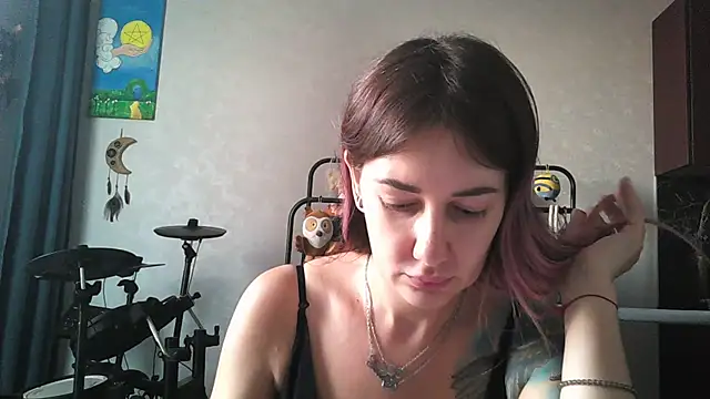 BlueXOwl online show from 09-10-25, 01:43