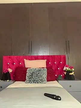 VeryGoodBadGirl1 online show from 08-04-26, 10:25