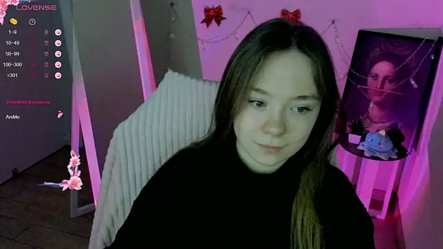 Snapshot of Florence_meow chatting on 02-08-25, 07:37 Florence meow online show from 02-08-25, 07:37