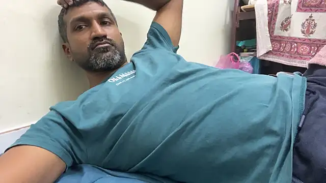 Mulla indian1988 online show from 01-17-26, 07:39