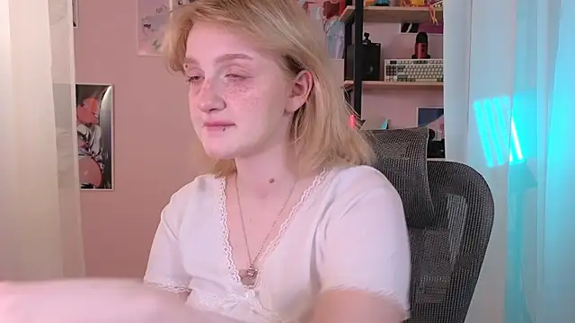 ELLIEJAY online show from 03-17-26, 05:10