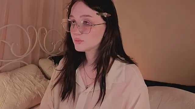 ELLIEJAY online show from 10-25-25, 05:28