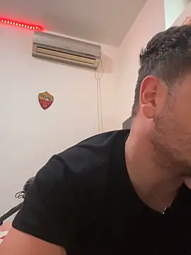 claudio20031 online show from 03-02-26, 04:25