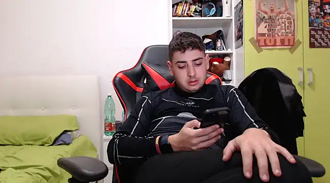 claudio20031 online show from 12-05-24, 05:23