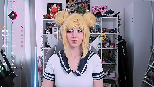 Snapshot of ohclementine chatting on 02-25-26, 10:15 ohclementine online show from 02-25-26, 10:15