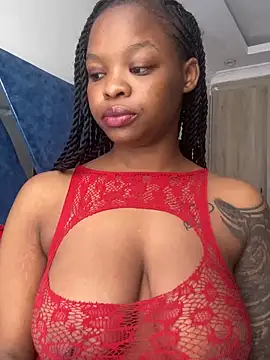 SexxyLunar online show from 12-18-25, 06:07