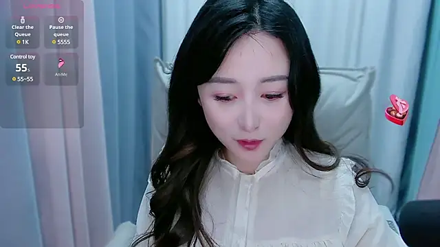 Liiniie-Lovers online show from 01-03-25, 01:38